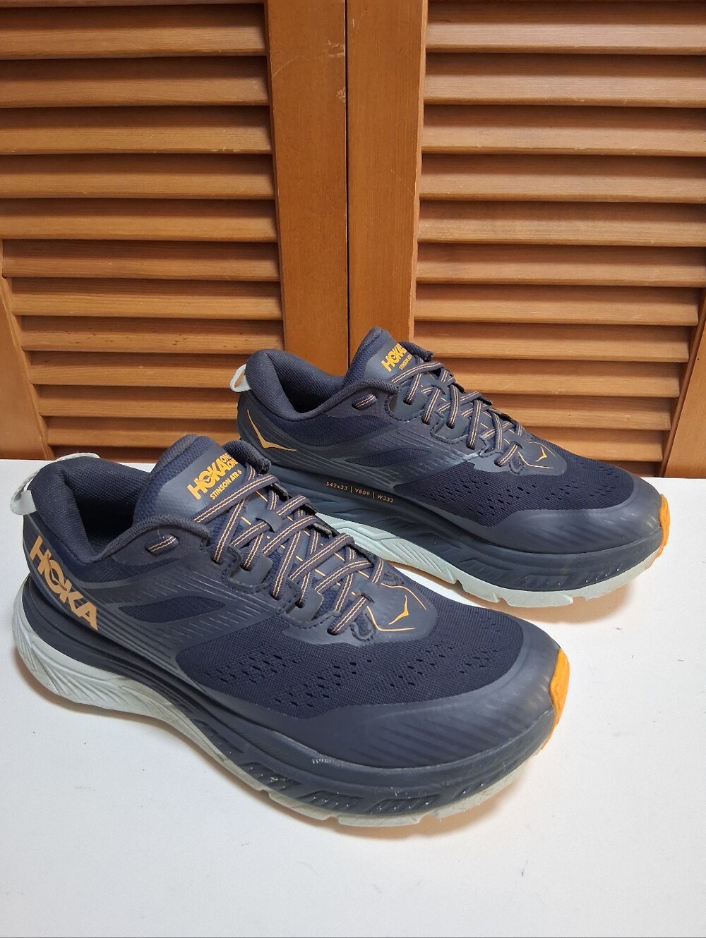 Hoka Stinson ATR 6 Trail Running Shoe Mens Size 9.5 Ombré Blue/Saffron - Picture 4 of 8